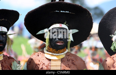 Sili Tribesmen muli da Enga in Papua Nuova Guinea a Mount Hagen Cultural Show 2011 Foto Stock