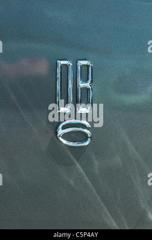 Aston Martin DB6 badge Foto Stock