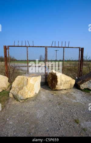 Bloccato i cancelli di industriale vicino a Leeds Yorkshire Regno Unito Foto Stock