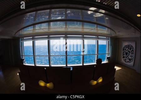 A bordo del Brittany Ferries mv Pont Aven a vela nel Golfo di Biscaglia Foto Stock