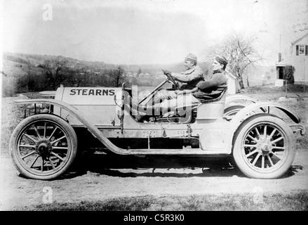 Briarcliff Auto Race - F.W. Leland nella sua auto 'Stearns' circa 1900 Foto Stock