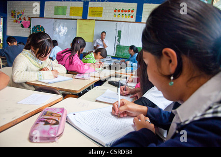 La Scuola media nel Canton Las Pilas, San Ignacio, Chaltenango Reparto, El Salvador Foto Stock