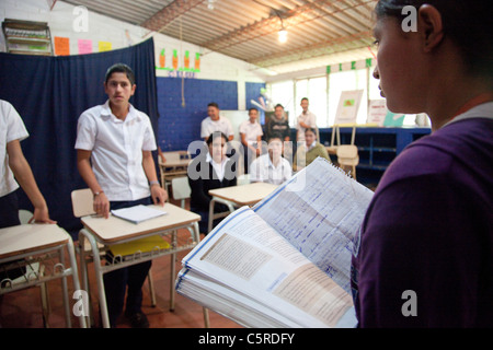 La Scuola media nel Canton Las Pilas, San Ignacio, Chaltenango Reparto, El Salvador Foto Stock