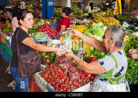 Mercato in Chaltenango, Dipartimento Chaltenango, El Salvador Foto Stock