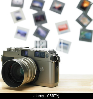Una fotocamera con diapositive Foto Stock