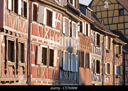 Francia, Alsazia, Colmar, Krutenau, Quai de la Poissonnerie, vista la struttura di legno La Petite Venise quarti Foto Stock