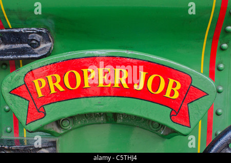 "ProperJob', nome sulla parte anteriore di una locomotiva a vapore Foto Stock