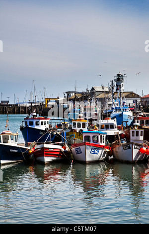 Barche da pesca Scarborough Harbour, North Yorkshire Foto Stock