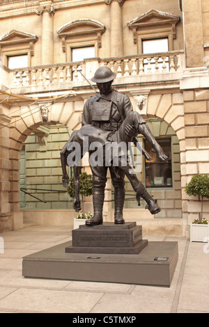 Croix Rouge Farm statua commemorativa sul display presso la Royal Academy of Arts di Londra REGNO UNITO Foto Stock