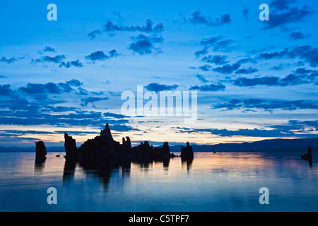 Stati Uniti, California, Sud Area di tufo, Mono Lago Foto Stock