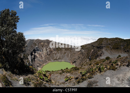 Costa Rica, il cratere del lago, caldera, vista del vulcano di Irazu national park Foto Stock