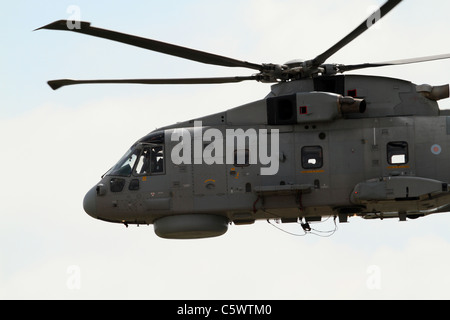 MERLIN HM1 ELICOTTERO ROYAL NAVY'S 824 NAS 02 Luglio 2011 Foto Stock