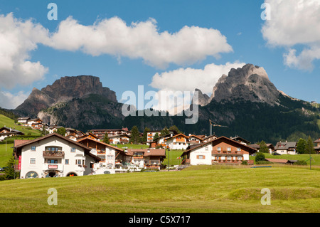 Visualizzazione di al mercato all'aperto di Bolzano, Italia Foto Stock