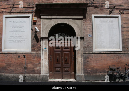 Ex sinagoga nel ghetto vecchio quartiere di Ferrara, Italia settentrionale Foto Stock