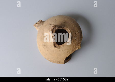 Lampada del tubo di lancio. ( Xi - XII ) - Hispanic-Muslim in ' Burgo de Santiuste Museo '- SPAGNA Foto Stock