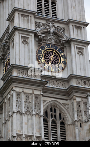 Clock Tower of Westminster Abbey, situato a Londra, è sede di numerosi eventi Royal Foto Stock