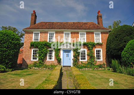 Snowfield Cottage sul verde, Bearsted, Maidstone distretto, Kent, England, Regno Unito Foto Stock