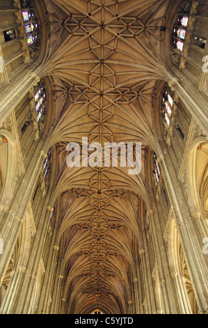 Il soffitto della navata, Cattedrale di Canterbury, Canterbury, città di Canterbury, nel Kent, England, Regno Unito Foto Stock