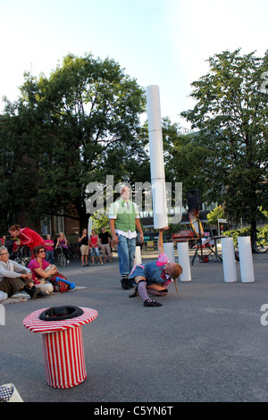 Circus Ruska si esibisce al Tampere Theatre Festival, Finlandia nel 2011 Foto Stock