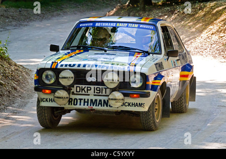 1979 Ford Escort Mk2 RS1800 rally auto con autista Andrew Haddon al 2010 Goodwood Festival of Speed, Sussex, Inghilterra, Regno Unito. Foto Stock