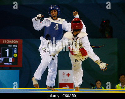 ROHULLAH NIKPAI & GUILLERMO PE AFGHANISTAN V Messico lo stadio olimpico di Pechino CINA 20 Agosto 2008 Foto Stock