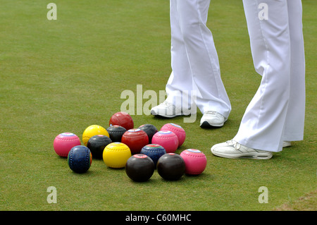 Junior donna bocce in Leamington Spa, Regno Unito Foto Stock