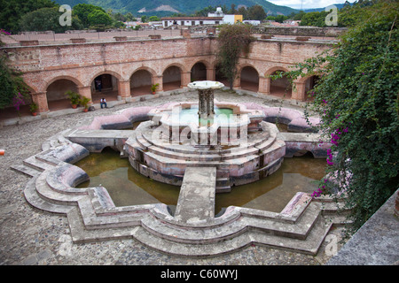 Ruinas La Merced, Antigua, Guatemala Foto Stock