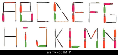 Lettere fatte di strumenti di scrittura Foto Stock