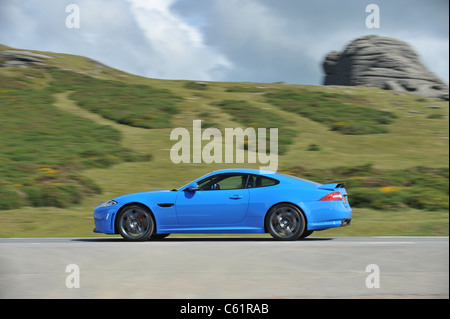 2011 la Jaguar XK RS in blu francese Foto Stock