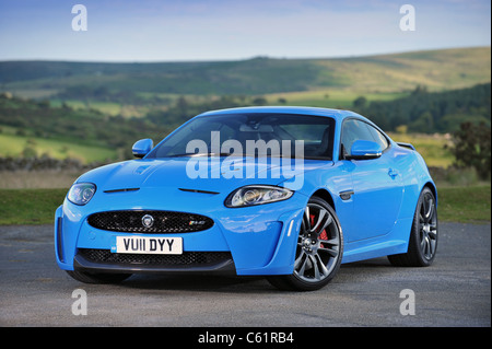 2011 la Jaguar XK RS in blu francese Foto Stock