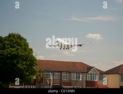 Virgin Atlantic Airlines Ltd, 747-41R Mustang Sally aereo di linea. SCO 7560 Foto Stock