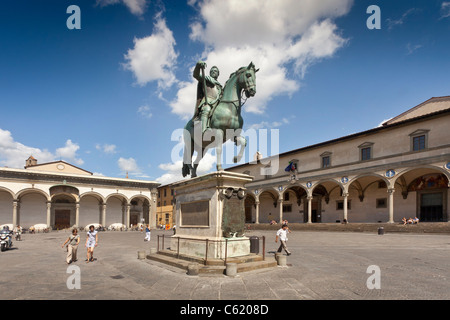 Giambologna's equestre in bronzo di Ferdinando I de' Medici Granduca di Toscana per la piazza della SS. Annunziata Foto Stock