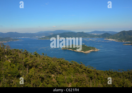 Seto Inland Sea in Giappone come si vede da Mt. Misen sull isola di Itsukushima. Foto Stock