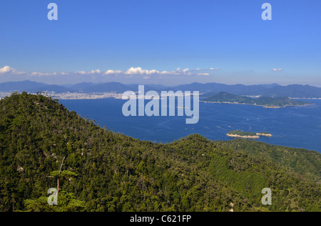 Seto Inland Sea in Giappone come si vede da Mt. Misen sull isola di Itsukushima. Foto Stock