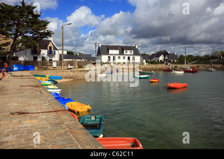 Vedute del porto Lagaden dal molo, Golfe du Morbihan, Morbihan, in Bretagna, Francia Foto Stock