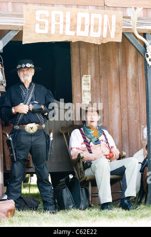 Rievocazione storica di sparare fuori all'OK Corral Foto Stock