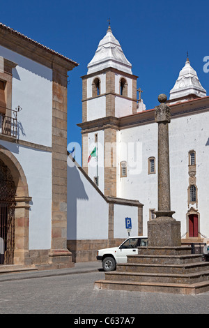 Gogna del Castelo de Vide. Il luogo in cui il pubblico la giustizia è stato eseguito. Distretto di Portalegre, Alto Alentejo, Portogallo. Foto Stock