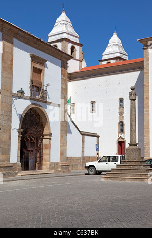 Gogna del Castelo de Vide. Il luogo in cui il pubblico la giustizia è stato eseguito. Distretto di Portalegre, Alto Alentejo, Portogallo. Foto Stock