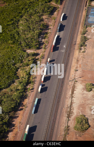I carri e i cantieri ferroviari, braccio est, Darwin, Territorio del Nord, l'Australia - aerial Foto Stock