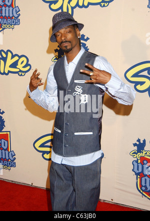 Snoop Dogg Spike TV VIDEO GAME AWARDS, Santa Monica, CA, Dicembre 14, 2004. (Foto: John Hayes/Everett raccolta) Foto Stock