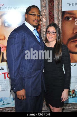 Sarà Beatty presso gli arrivi per il turista Premiere, il Teatro Ziegfeld, New York, NY Dicembre 6, 2010. Foto di: Gregorio T. Binuya/Everett Collection Foto Stock