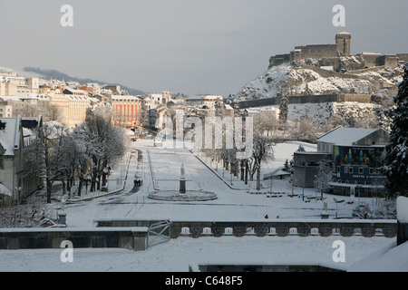 Il santuario di Nostra Signora di Lourdes in inverno. Foto Stock