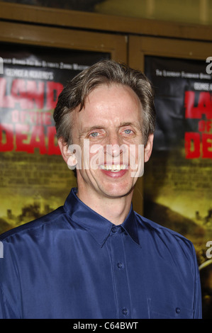 La gioia del Robert presso gli arrivi per George A. Romero, LA TERRA DEI MORTI Premiere, Mann, il Teatro Nazionale di Westwood, Los Angeles, CA, 20 giugno 2005. Foto da: Michael Germana/Everett Collection Foto Stock