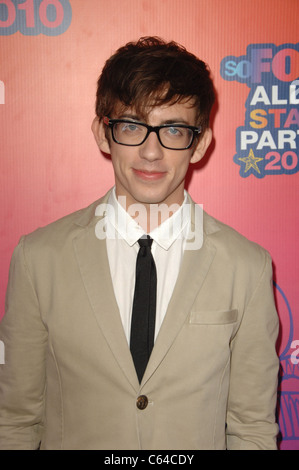 Kevin McHale presso gli arrivi per Fox All-Star partito, Pacific Park, Santa Monica, CA il 2 agosto 2010. Foto di: Dee Cercone/Everett Collection Foto Stock