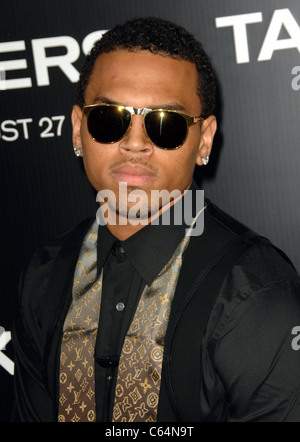 Chris Brown all'arrivo TAKERS Premiere, Arclight Glossari Affini Dome, Los Angeles, CA il 4 agosto 2010. Foto di: Dee Cercone/Everett Collection Foto Stock