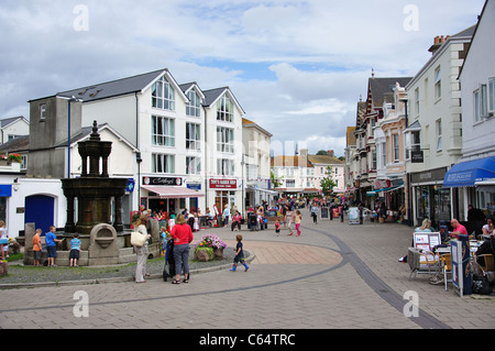 The Water Fountain, Triangle Place, Teignmouth, Devon, Inghilterra, Regno Unito Foto Stock