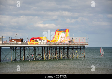 Paignton Pier, Paignton, Tor Bay, Devon, Inghilterra, Regno Unito Foto Stock