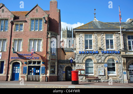 Brixham Heritage Museum e il teatro, Strada Nuova, Brixham Harbour, Brixham Devon, Inghilterra, Regno Unito Foto Stock