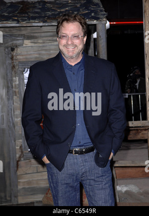 Stephen Root al arrivi per rango Premiere, Village Theatre di Westwood, Los Angeles, CA, il 14 febbraio 2011. Foto di: Elizabeth Goodenough/Everett Collection Foto Stock