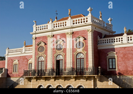 Palácio de Estoi (C19) ora convertito in Pousada de Estoi (storico hotel), Estoi Faro Algarve Portogallo Foto Stock